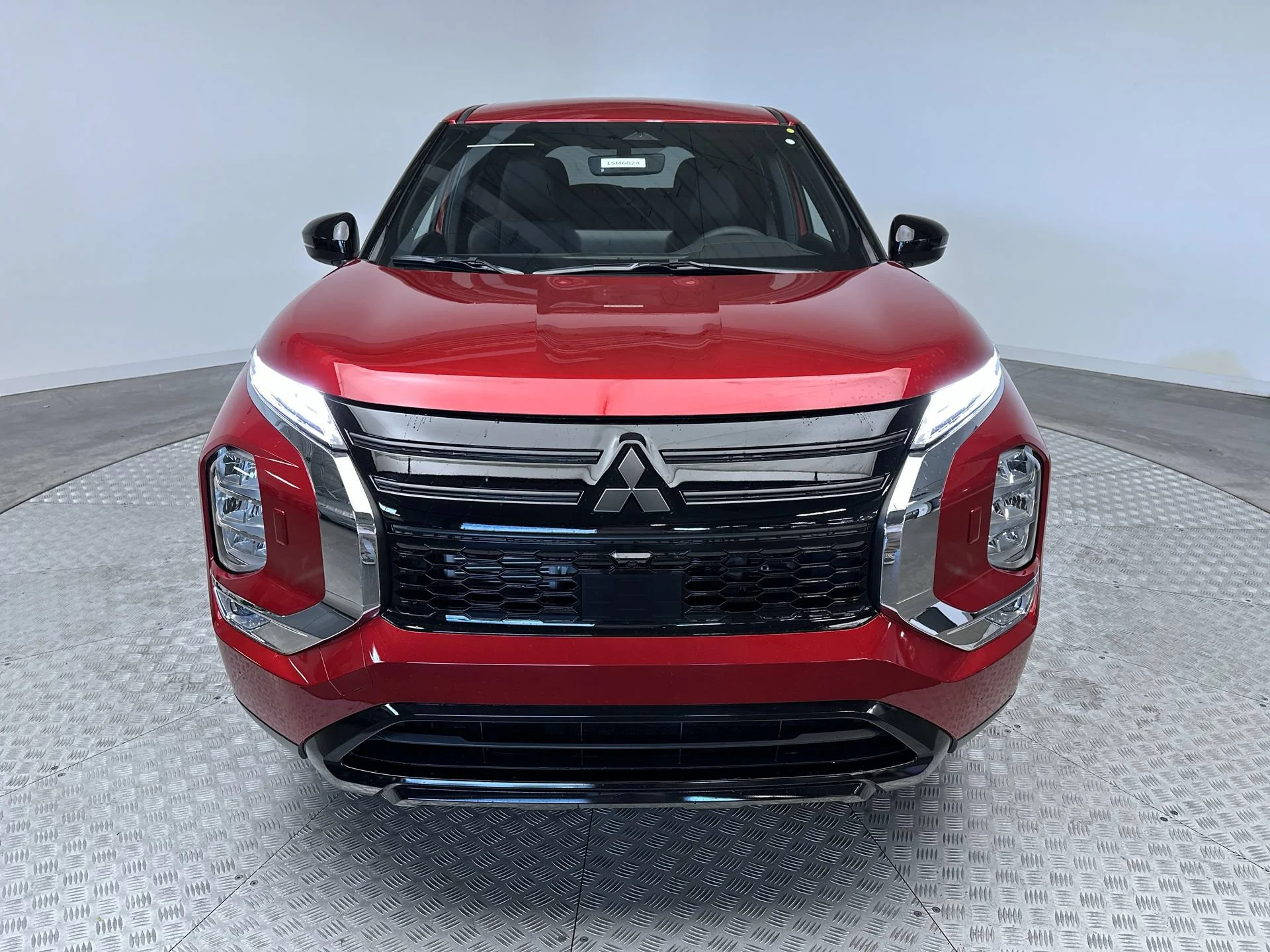 New 2026 Red Diamond Mitsubishi LE image 30
