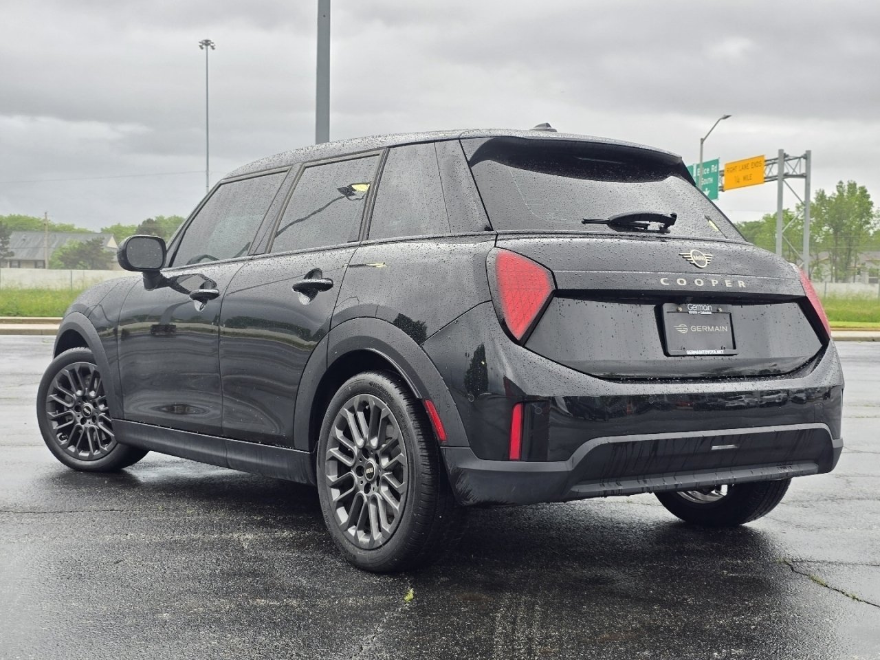 Used 2026 Black MINI Signature Plus image 13