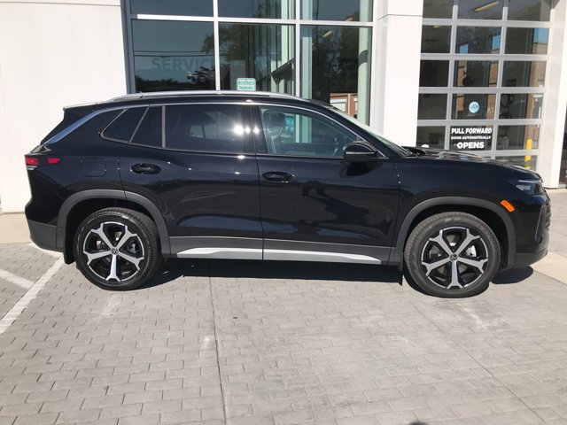 New 2026 Deep Black Pearl Volkswagen SE image 9