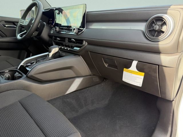 2025 Chevrolet Colorado LT - Photo 21