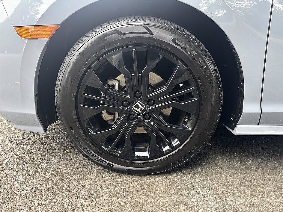 Used 2025 Sonic Gray Pearl Honda Sport-L image 8