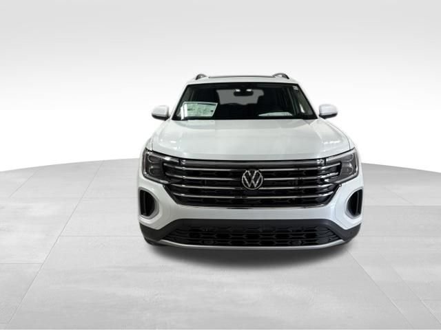 New 2026 White/off-white Volkswagen 2.0T SE w/Technology image 7