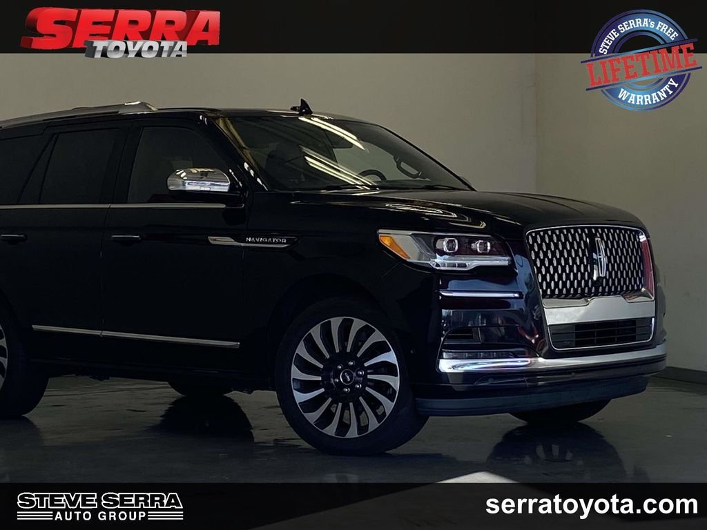 2022 Lincoln Navigator