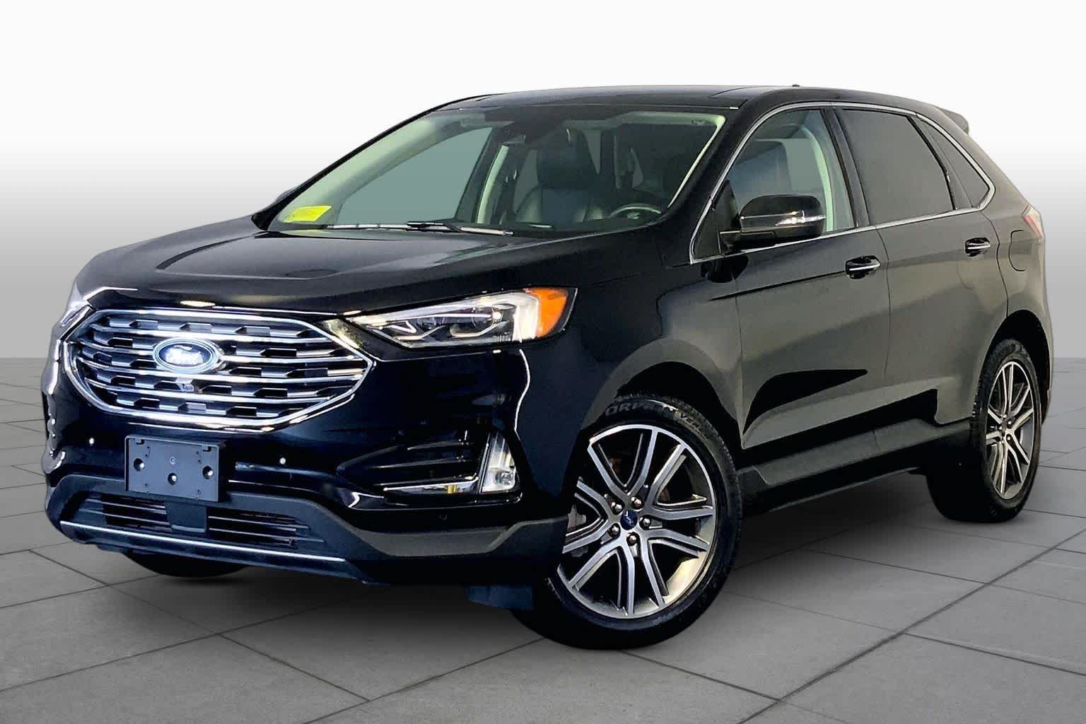 2022 Ford Edge Titanium AWD's photo