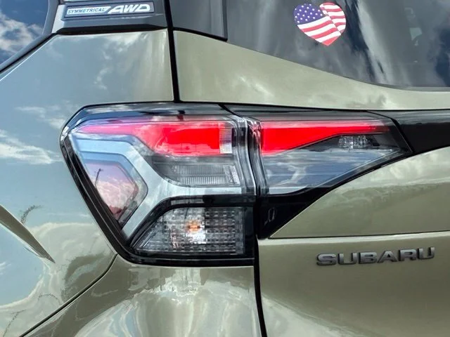 New 2026 AUTUMN GREEN METALLIC Subaru Touring image 12