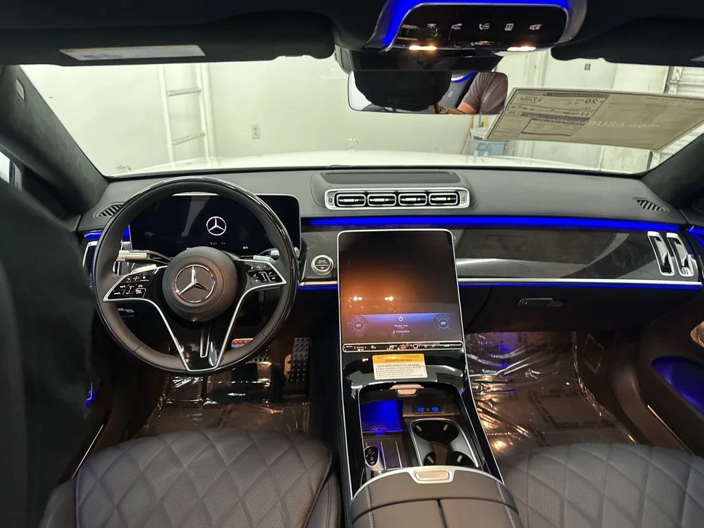 New 2026 White Mercedes-Benz S 580 image 18