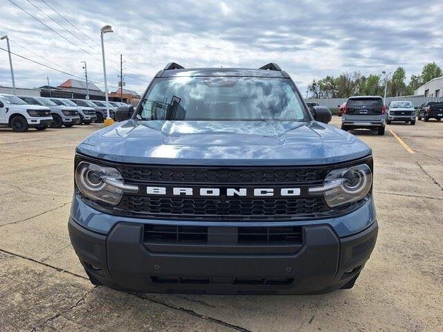 New 2026 Azure Gray Metallic Tri-Coat Ford Outer Banks® image 8