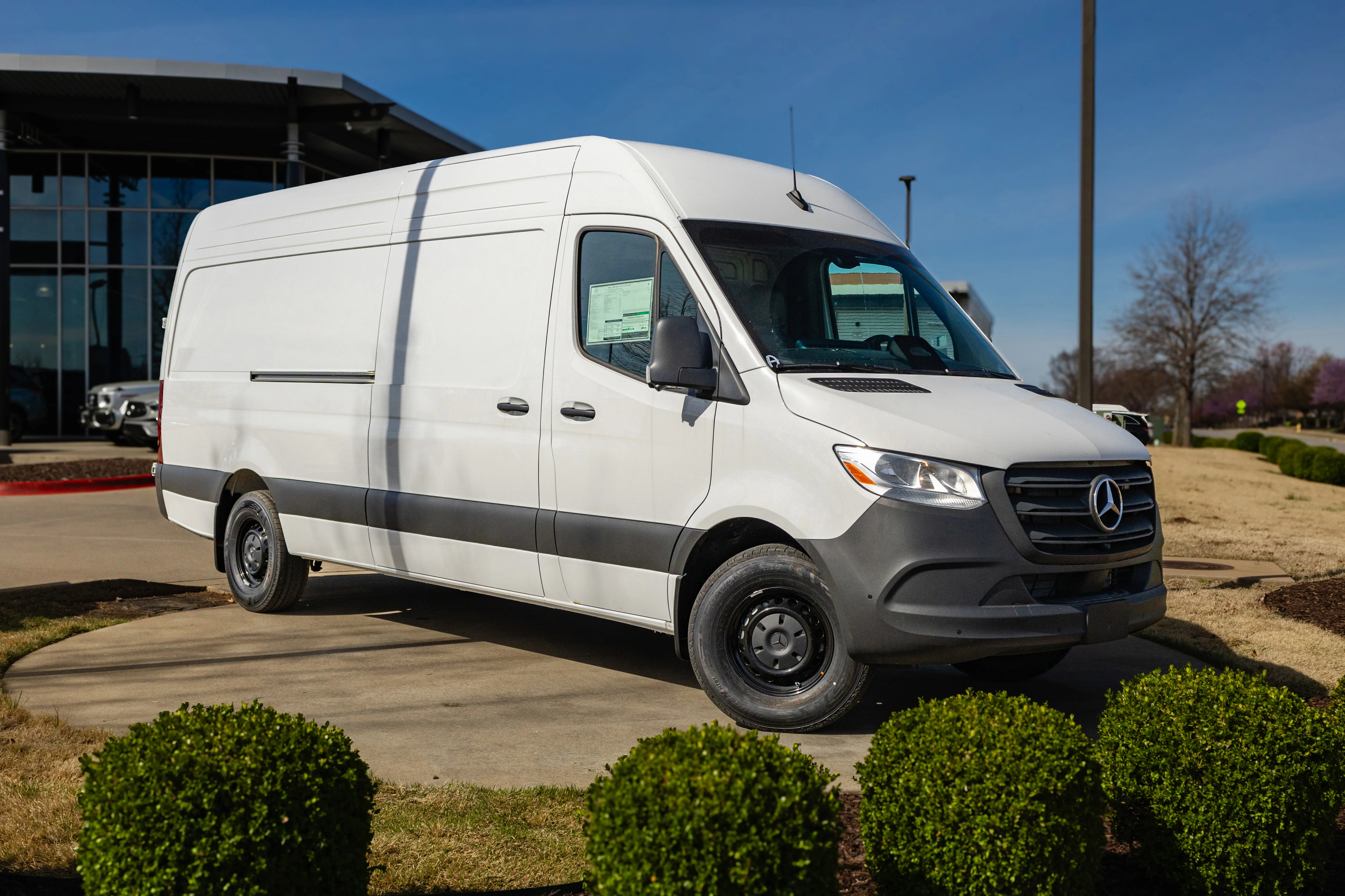 2026 Mercedes-Benz Sprinter 2500 170 WB HO High Roof's photo