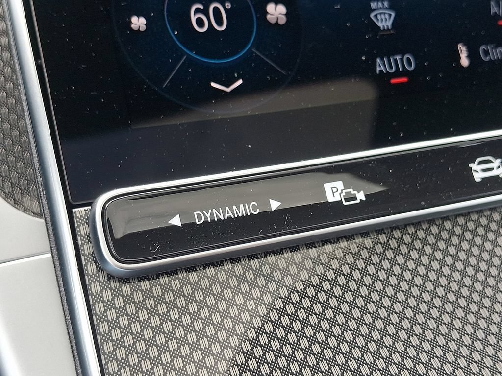 New 2026 Polar White Mercedes-Benz C 300 image 38