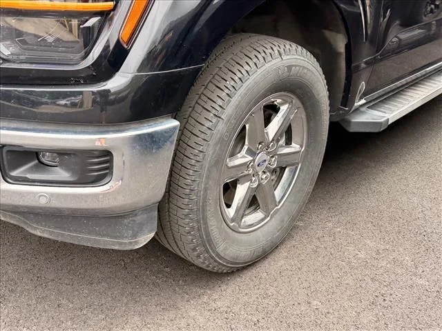 Used 2024 Black Ford XLT image 20