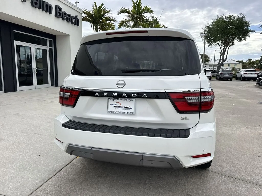 Used 2024 Aspen White Nissan SL image 25