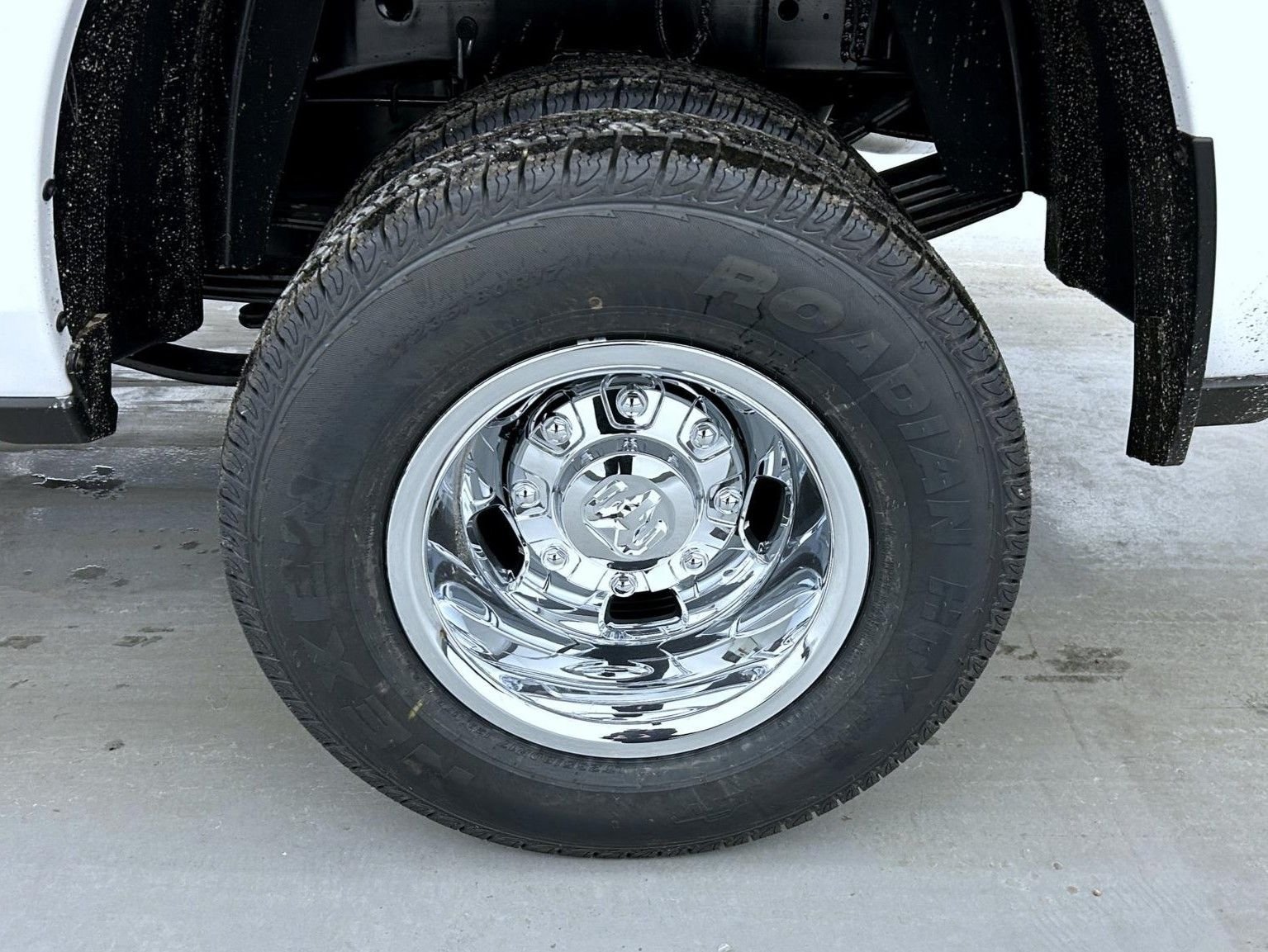 New 2026 Bright White Clear-Coat Exterior Paint RAM Tradesman image 22