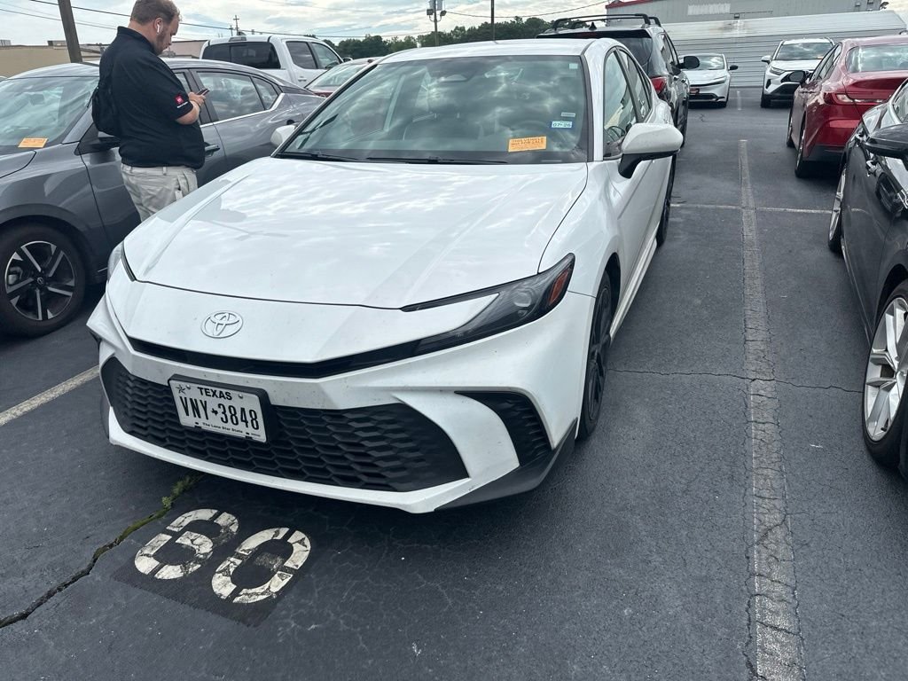 Used 2025 White Toyota SE image 1