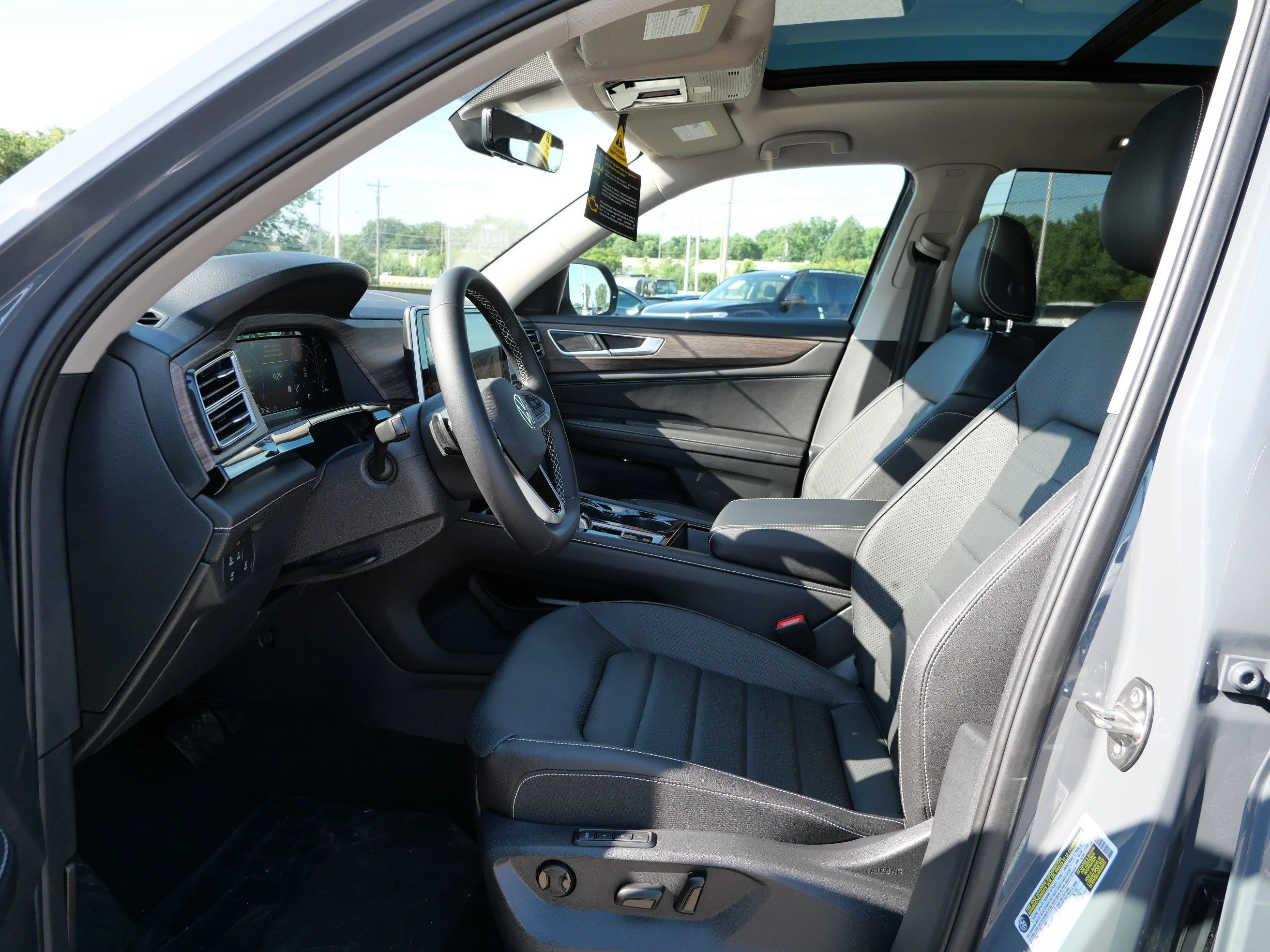 New 2026 Pure Gray Volkswagen 2.0T SEL image 5