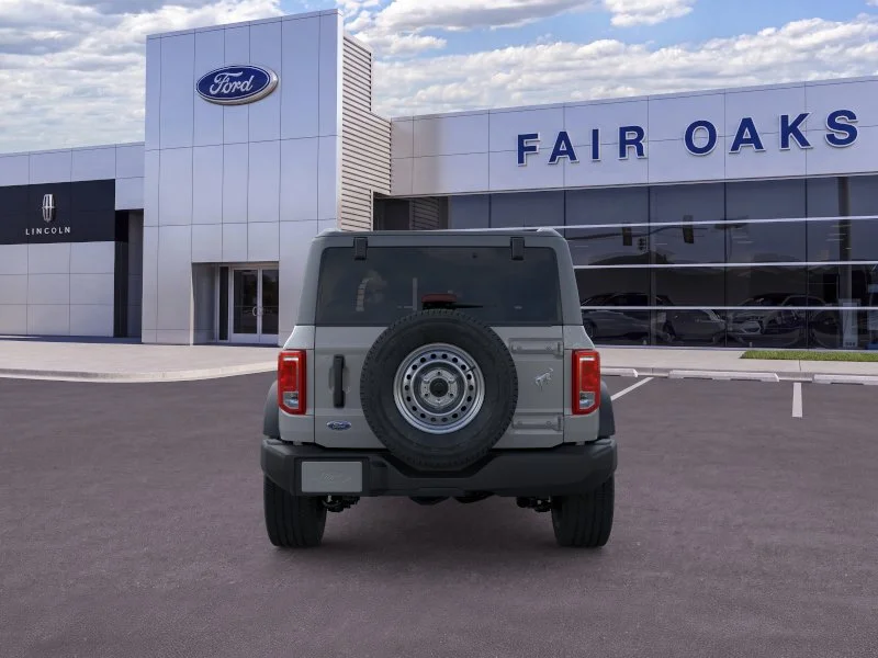 New 2026 Avalanche Gray Ford Base image 5