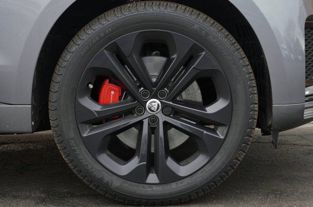 2025 JAGUAR F-PACE - Image 7