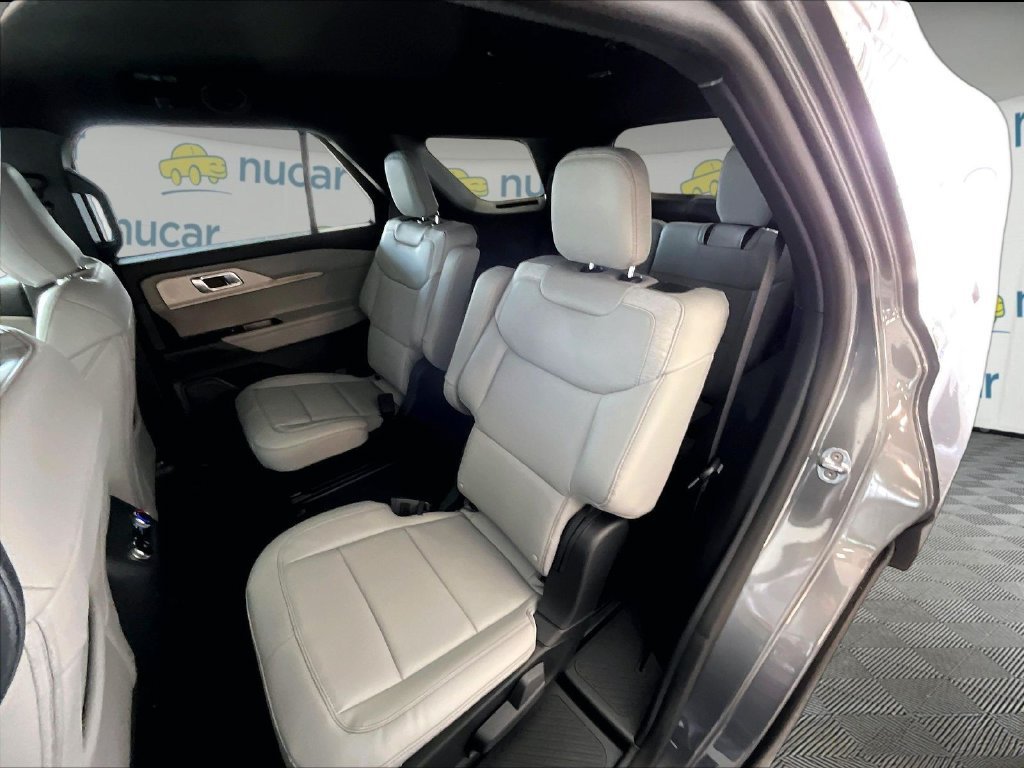 New 2027 Gray Metallic Ford Active image 15