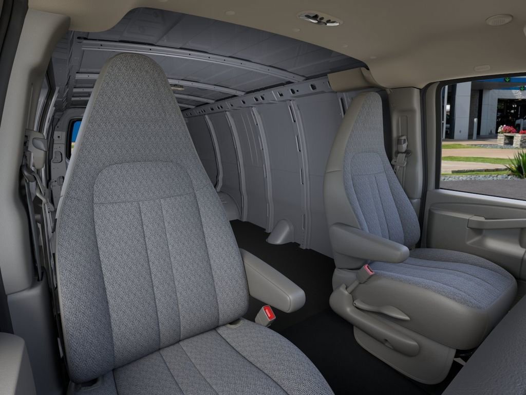 2025 Chevrolet Express Cargo Work Van - Photo 16