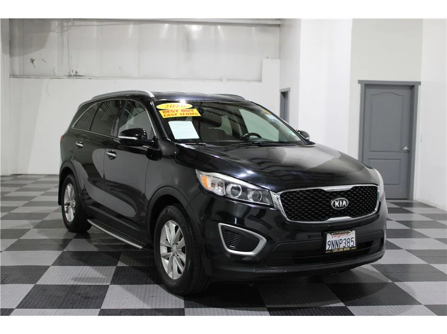 Used 2016 Ebony Black Kia LX image 3