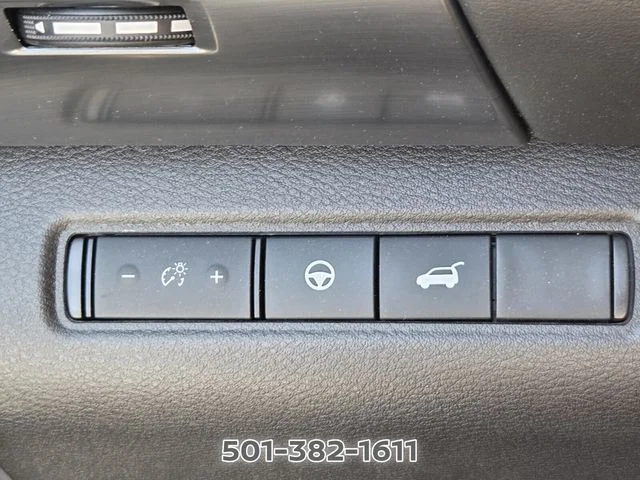 Used 2023 Silver Nissan SL image 27