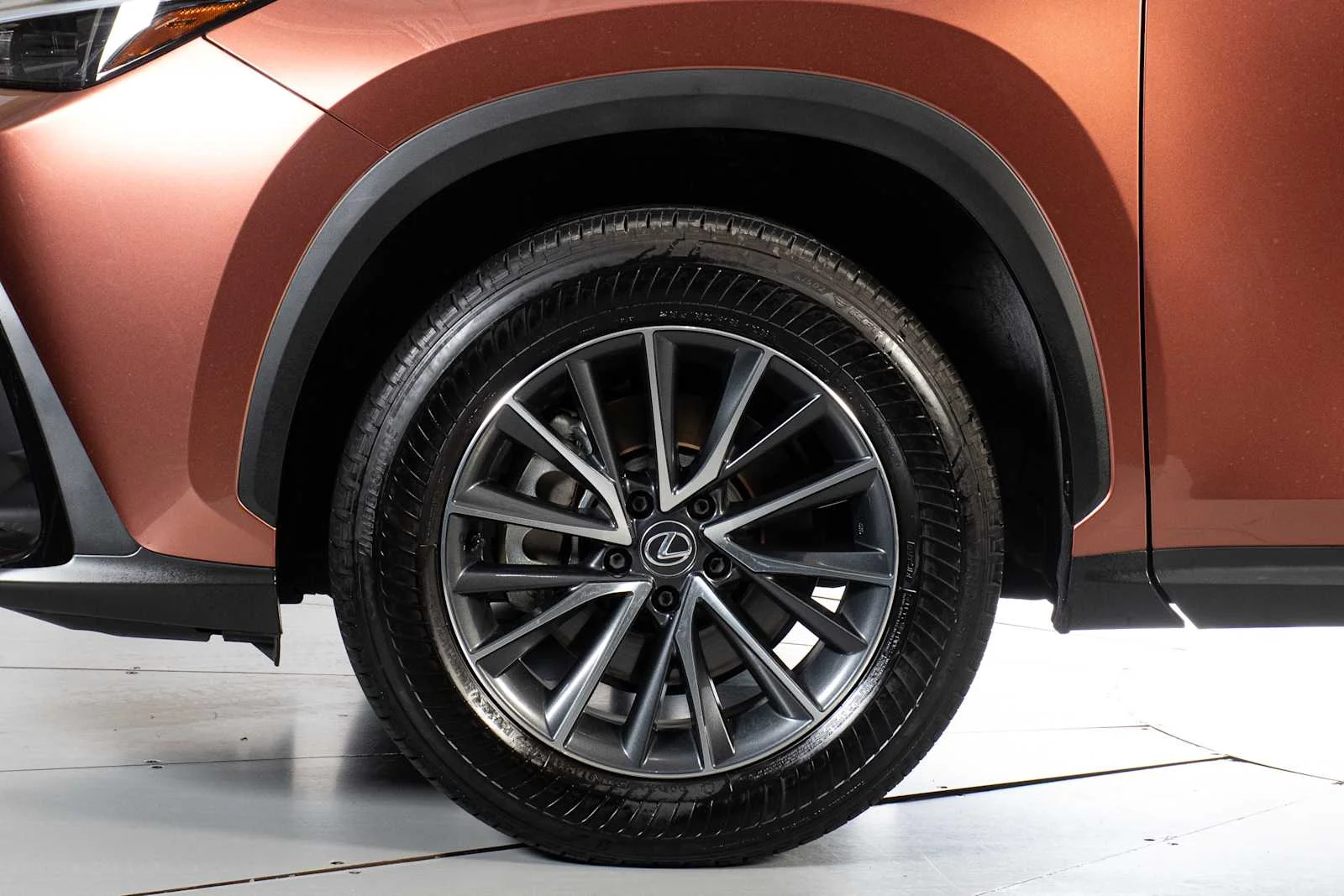 Used 2025 Copper Crest Lexus Premium image 12