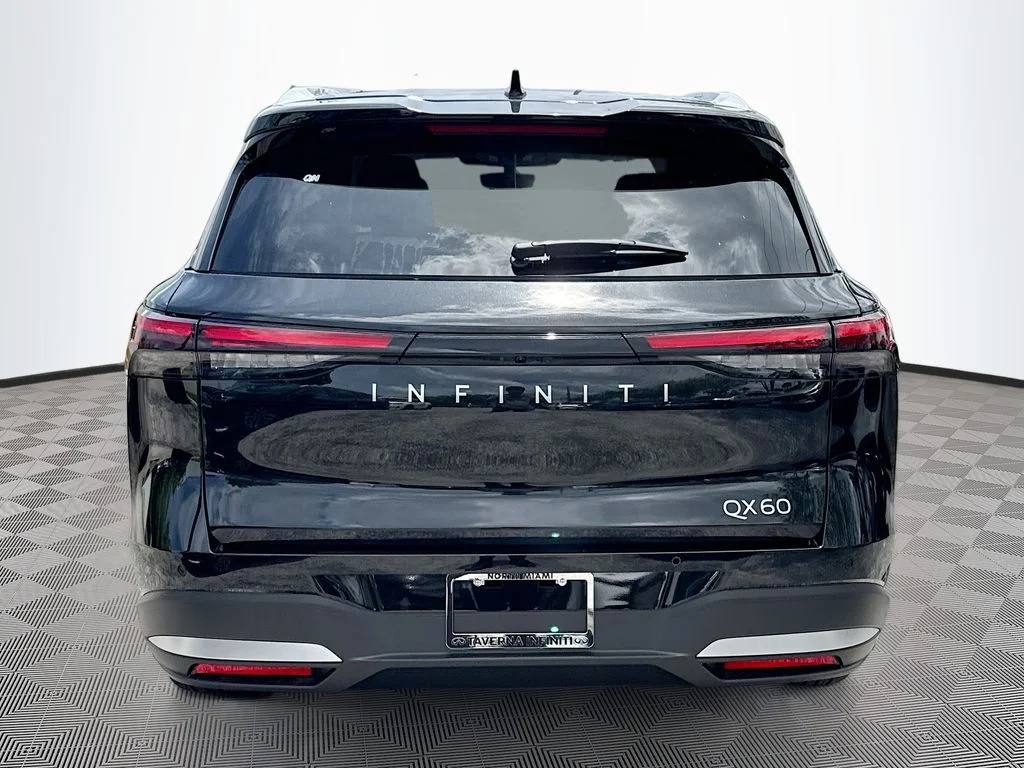 New 2027 MINERAL BLACK INFINITI Luxe FWD image 6