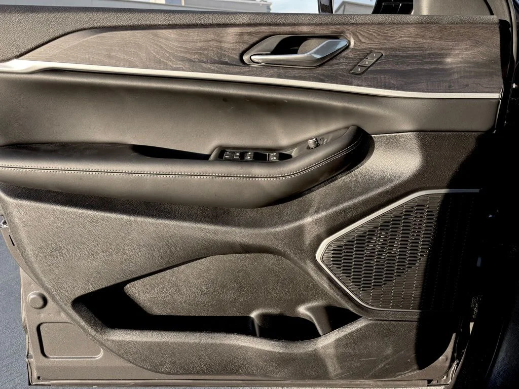 New 2026 Gray Jeep Limited image 15
