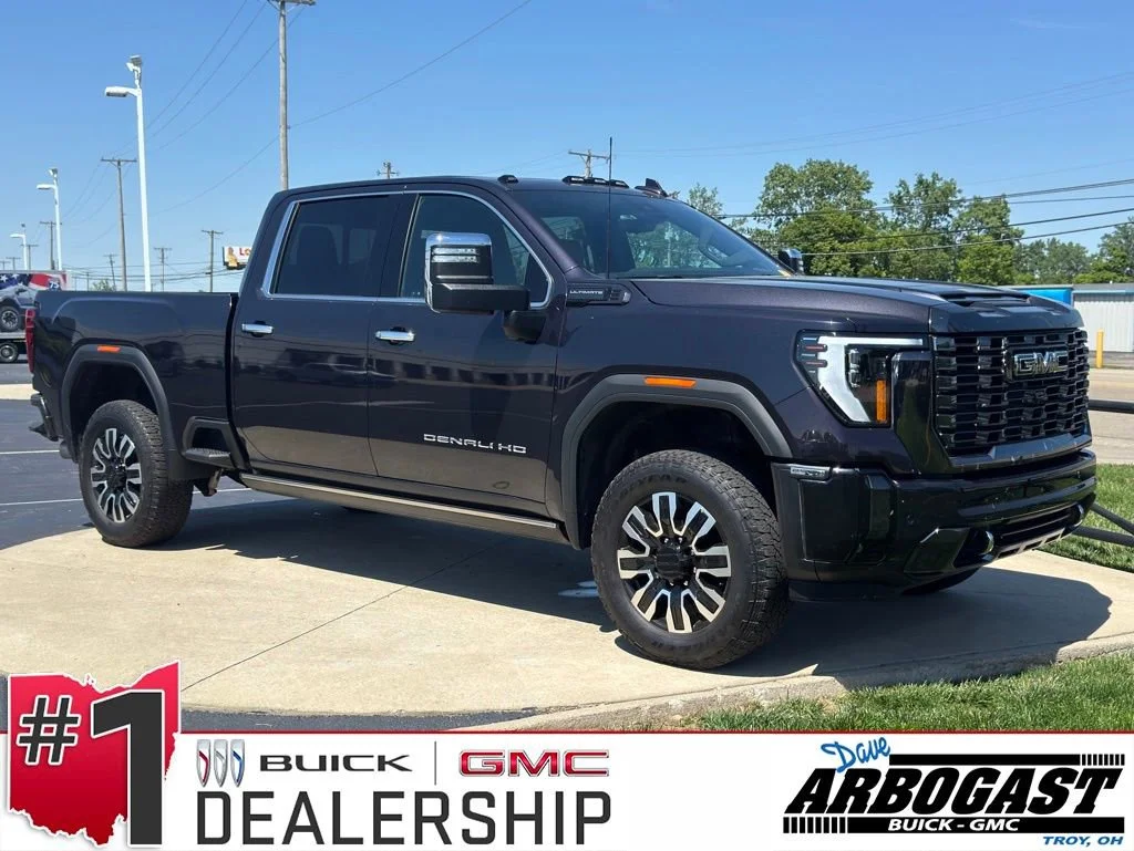 2024 GMC Sierra 4WD Crew Cab Long Box Denali Ultimate's photo