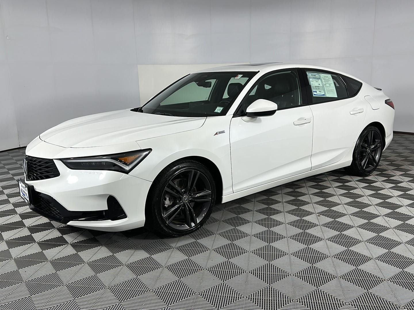 Used 2023 Platinum White Pearl Acura w/A-SPEC image 4