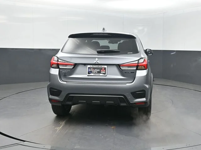 New 2026 Gray Mitsubishi 2.0 LE image 35
