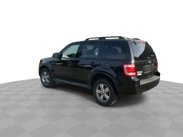 Used 2011 Black Ford XLT image 6