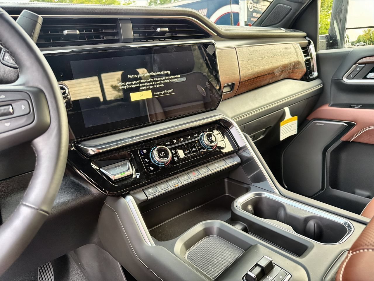 2026 GMC Sierra 2500HD Denali Ultimate - Photo 11
