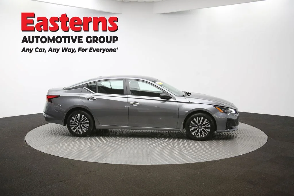 Used 2024 Gray Nissan 2.5 SV image 44