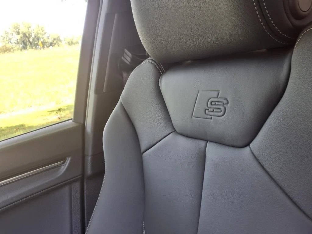 Certified Used 2025 Chronos Gray Metallic Audi S line Premium image 19