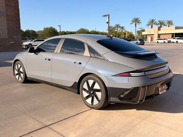 Used 2024 Blue Hyundai SE image 9