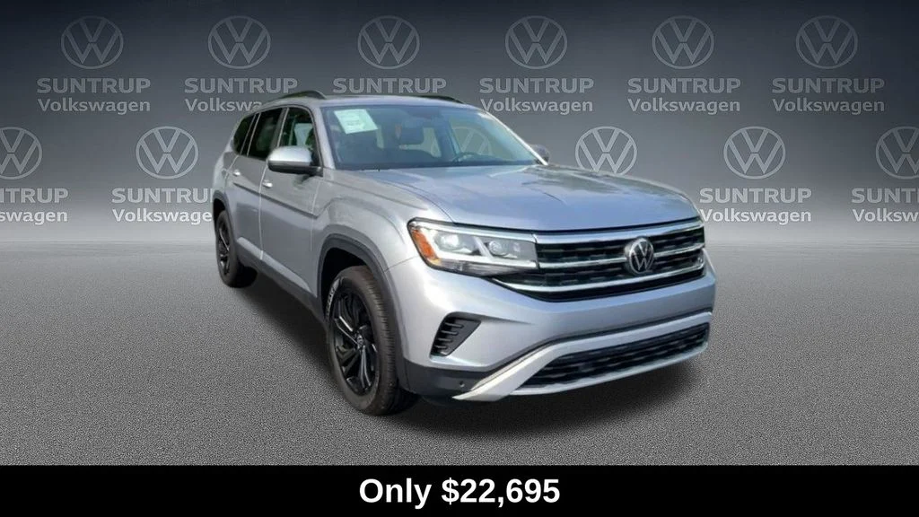 Used 2022 Silver Volkswagen 3.6L V6 SE w/Technology image 4