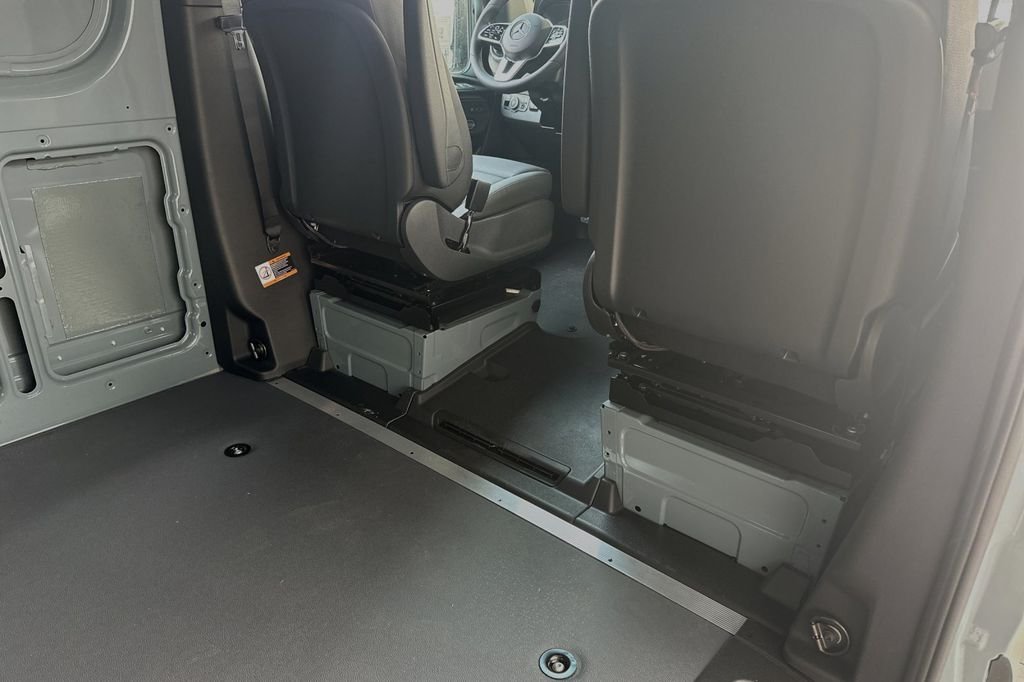 Used 2024 Blue Mercedes-Benz Cargo 170 WB image 11