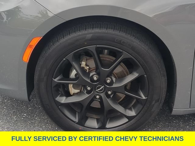 Used 2025 White Chrysler Limited image 18