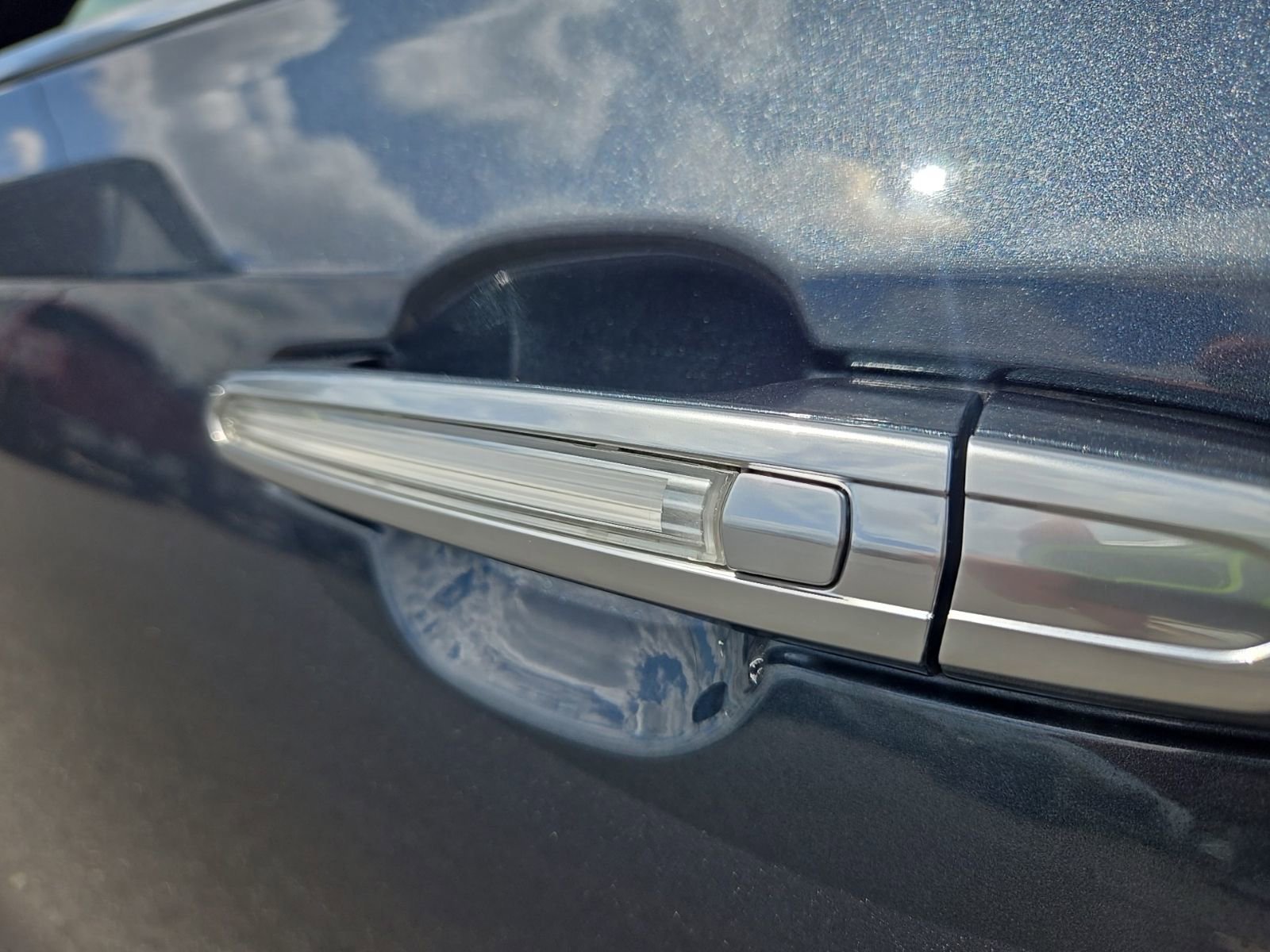 Used 2020 SHADOW METALLIC Cadillac FWD Premium Luxury image 34