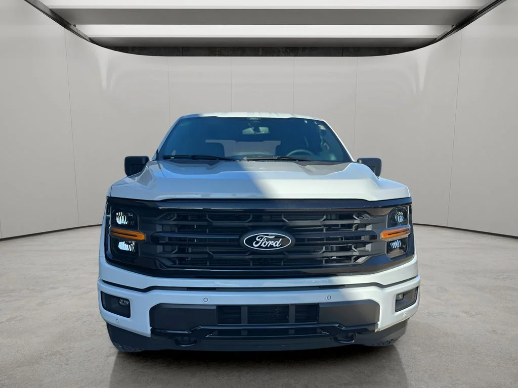 New 2026 Avalanche Ford XLT image 8