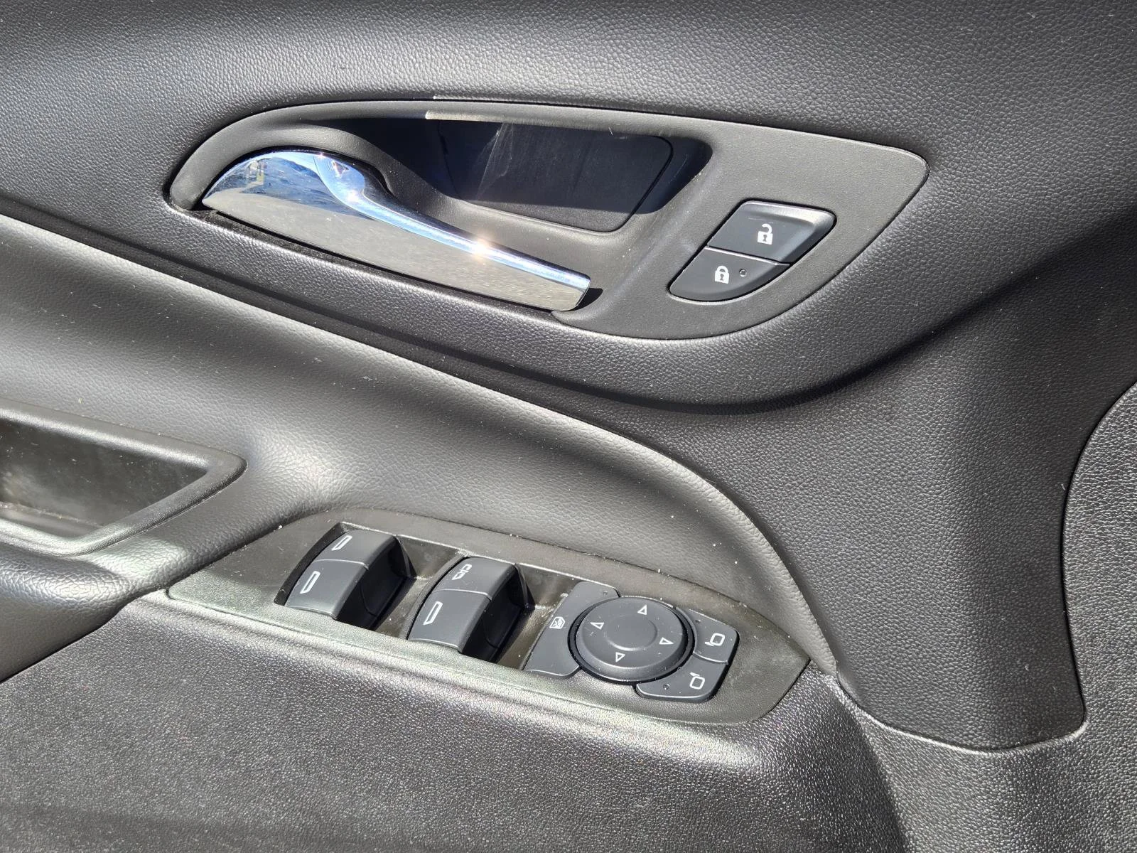 Used 2024 Sterling Gray Metallic Chevrolet LT image 20