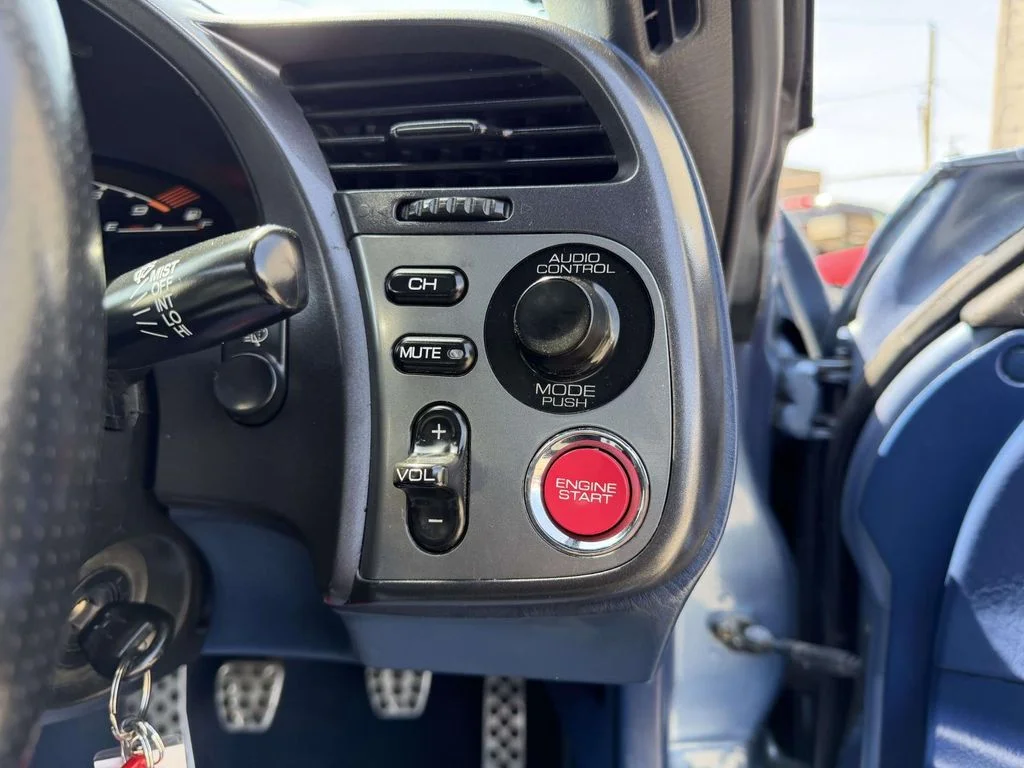 Used 2002  Honda S2000 image 16