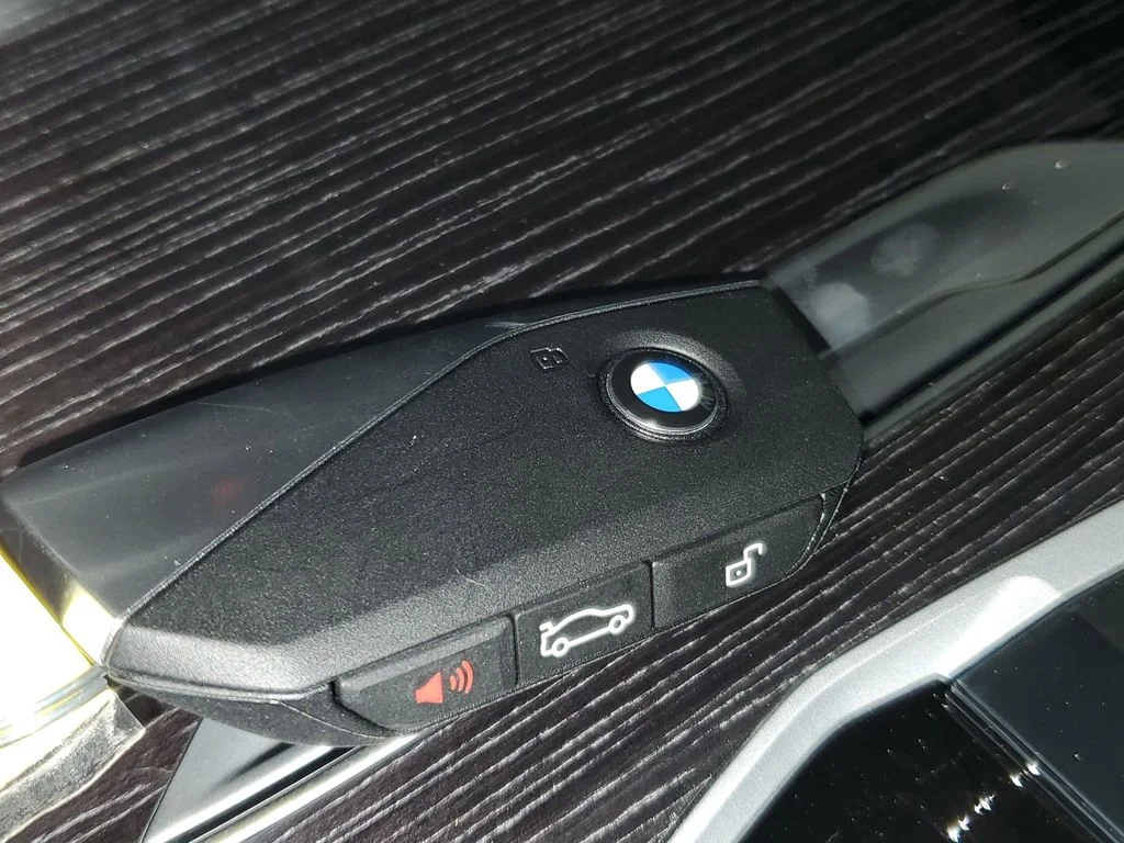 Used 2026 Gray BMW sDrive40i image 26