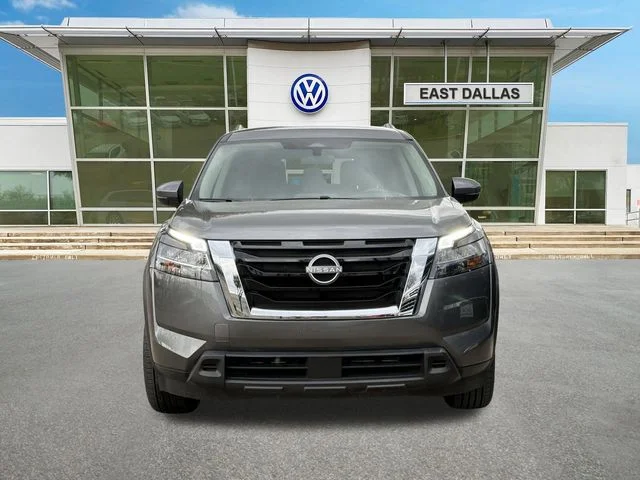 Used 2024 Gray Nissan SV image 6
