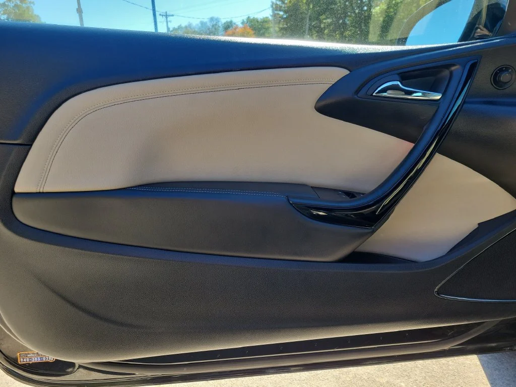 Used 2018 Black Buick Premium image 6