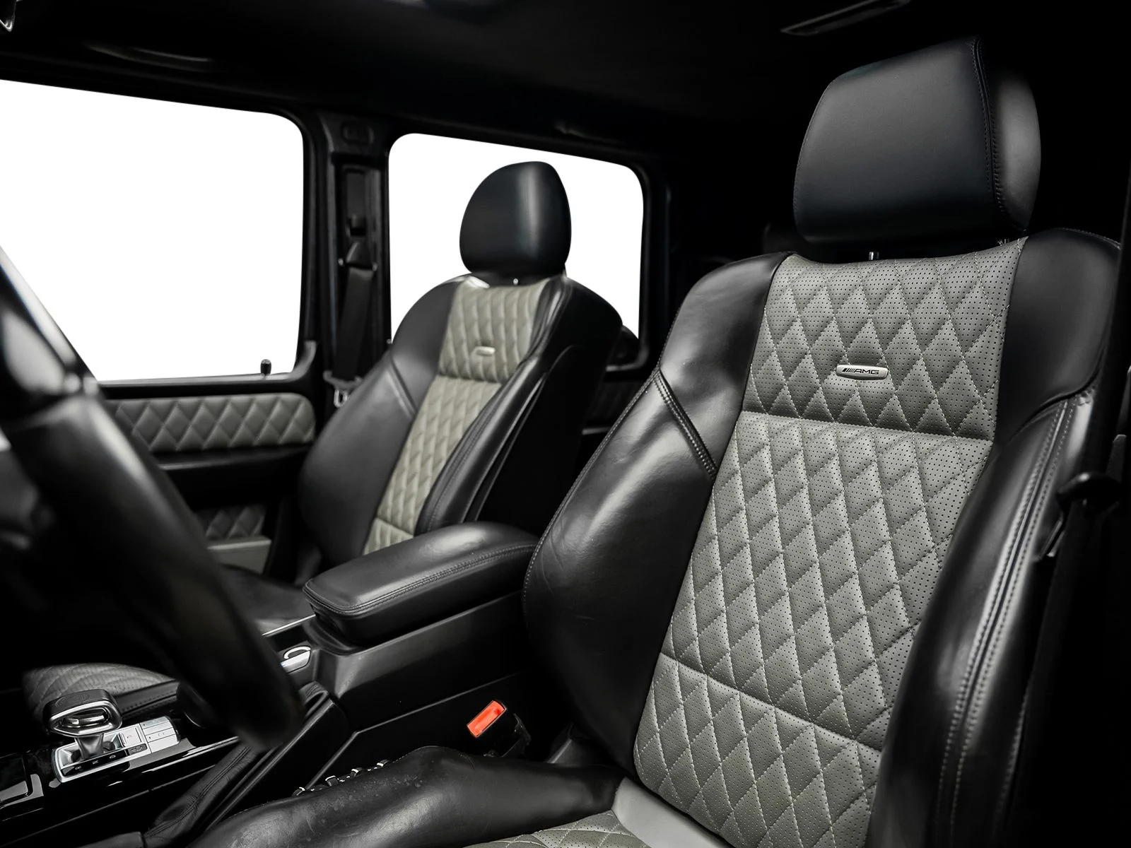 Used 2015 Silver Mercedes-Benz G 63 AMG® image 36