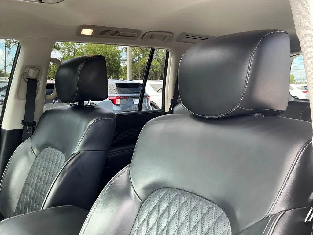Used 2019 Gray INFINITI LUXE image 32