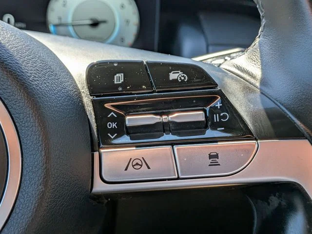 Certified Used 2023 Blue Hyundai XRT image 15