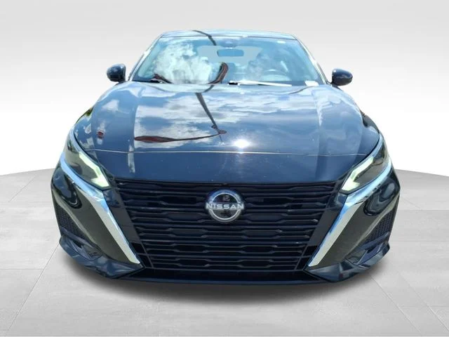 Used 2023 Black Nissan 2.5 SL image 19