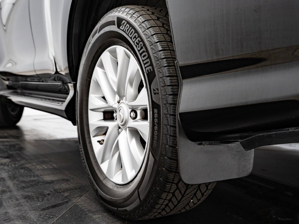 Used 2021 Black Lexus 460 image 48